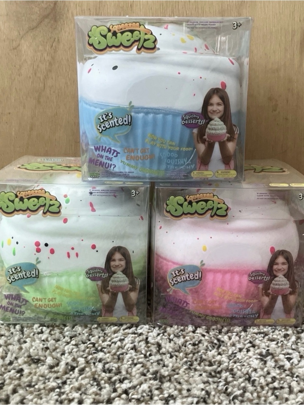 New PPNC Squeezee Sweetz SCENTED CUPCAKE SET Viral Squishy Toy Pink Blue Green